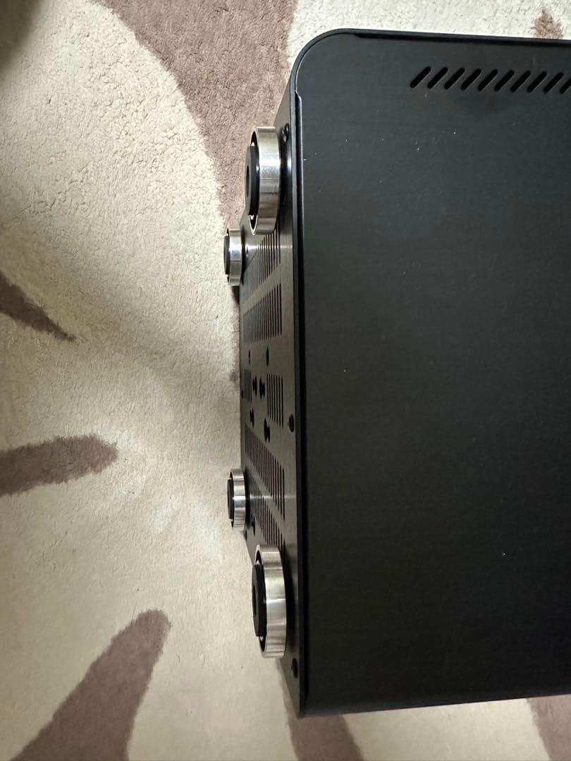 ＰＣケース　JONSBO　U2　mini-ITX