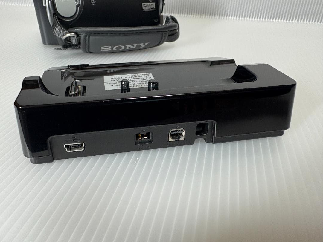 Sony DCR-SR62/SR300 ビデオカメラ HANDYCAM