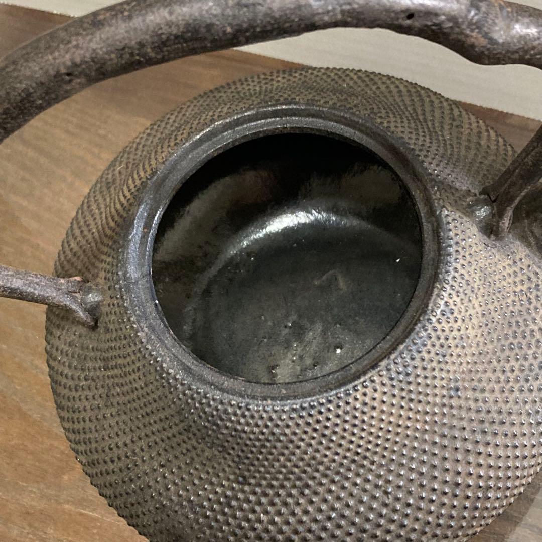 南部鉄器 鉄瓶 岩鋳 IWACHU 霰（あられ）紋様 1.2L相当 伝統工芸品