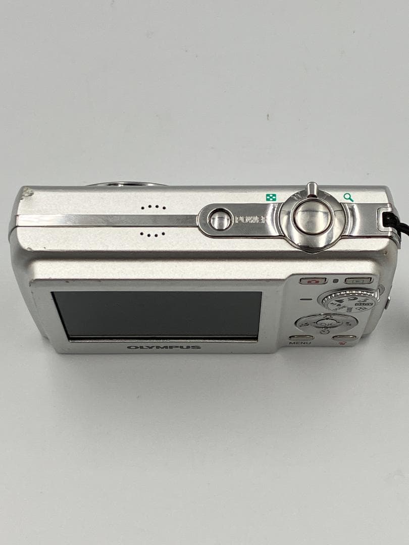 ⭐️オールドコンデジ⭐️OLYMPUS FE-200 シルバー 5倍光学ズーム