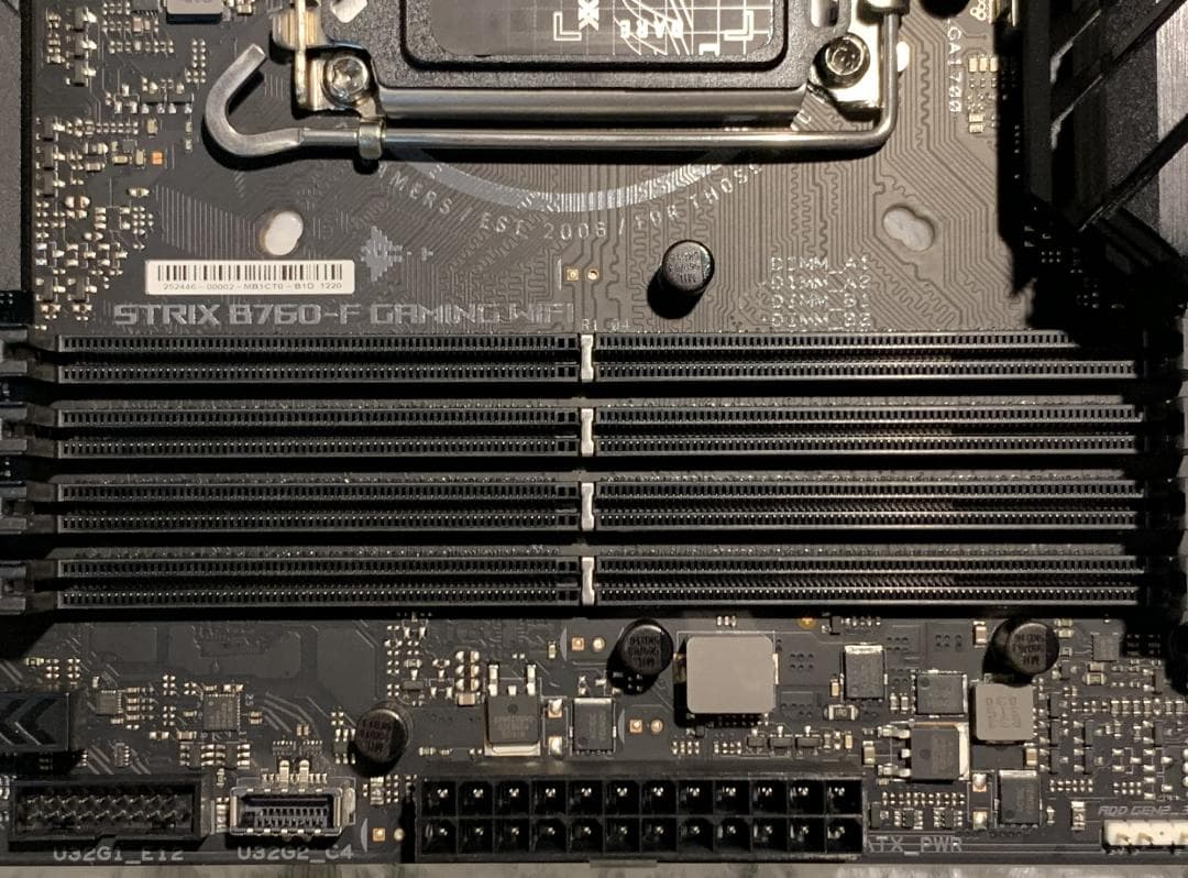 ROG STRIX B760-F GAMING WIFI マザーボード