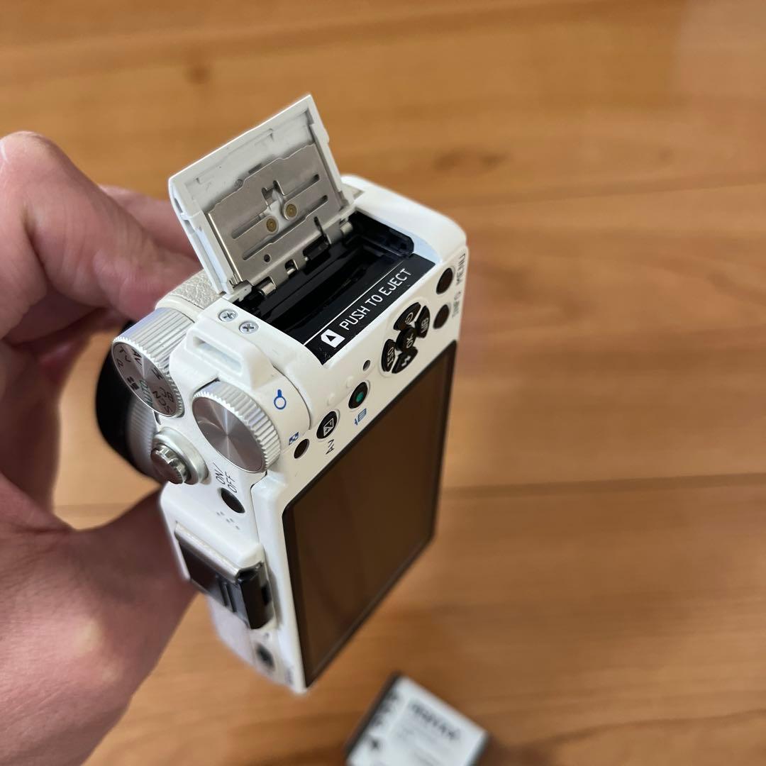 PENTAX Q コンパクトデジタルカメラ レンズ付き ジャンク品
