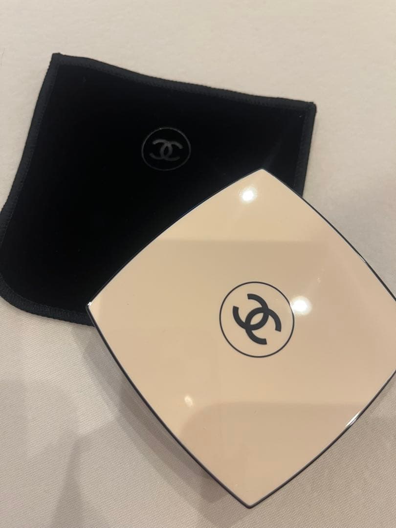 新品未使用　CHANEL レ ベージュ パレット ルガール ゴールデン
