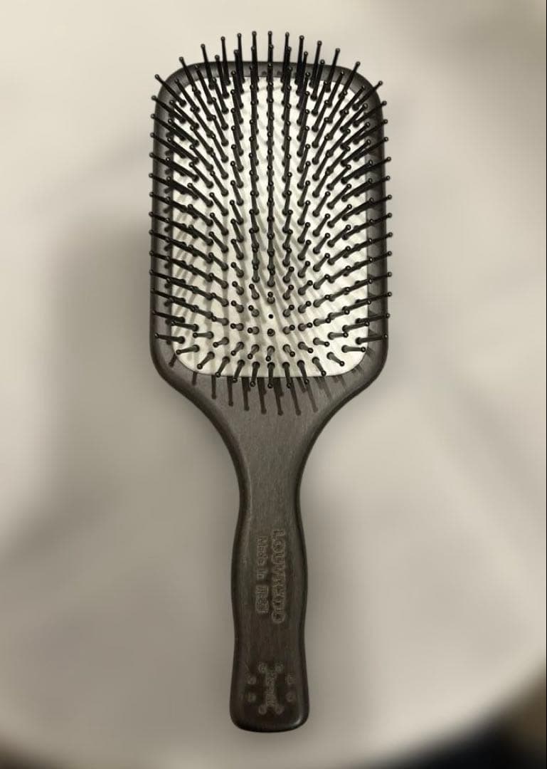 ルーヴルドー LOUVREDO レヴィ パドルブラシ ヘアブラシ