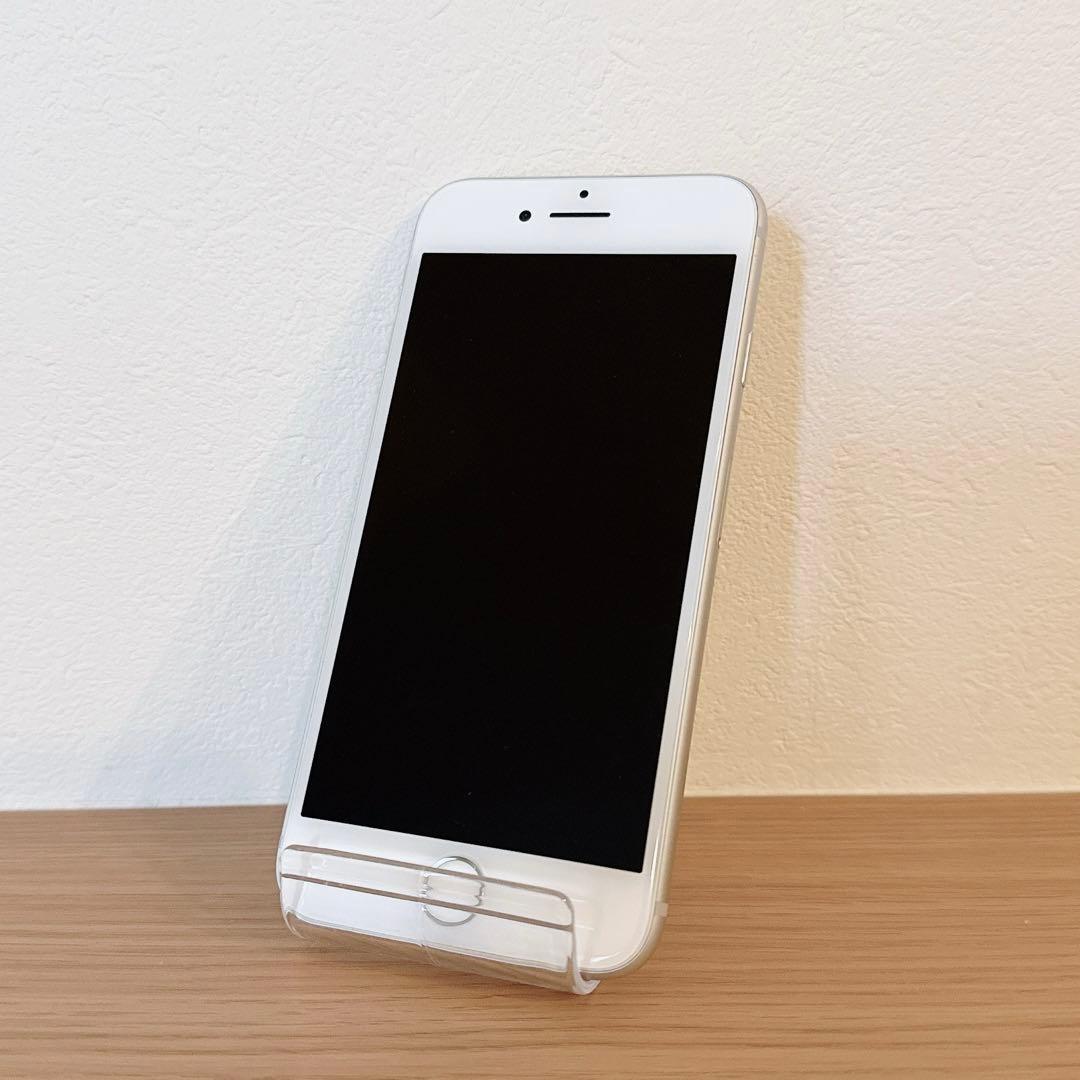iPhone 8 64GB シルバー SIMフリー バッテリ85%【本体のみ】