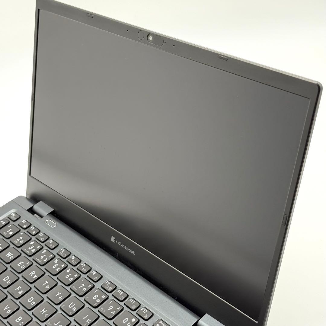 美品 dynabook 12世代i5 16GB SSD256 省電力 875g