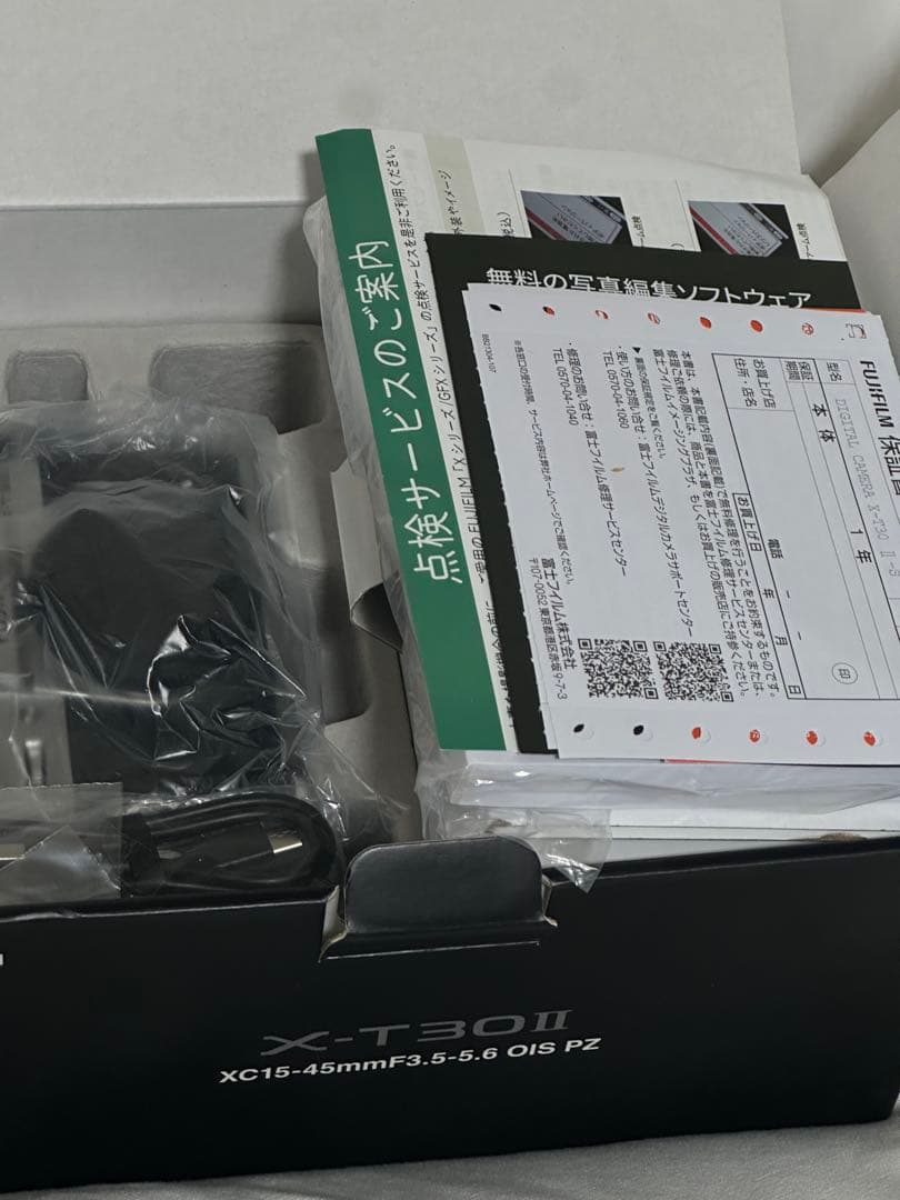 Fujifilm X-T30 ミラーレスカメラ 本体