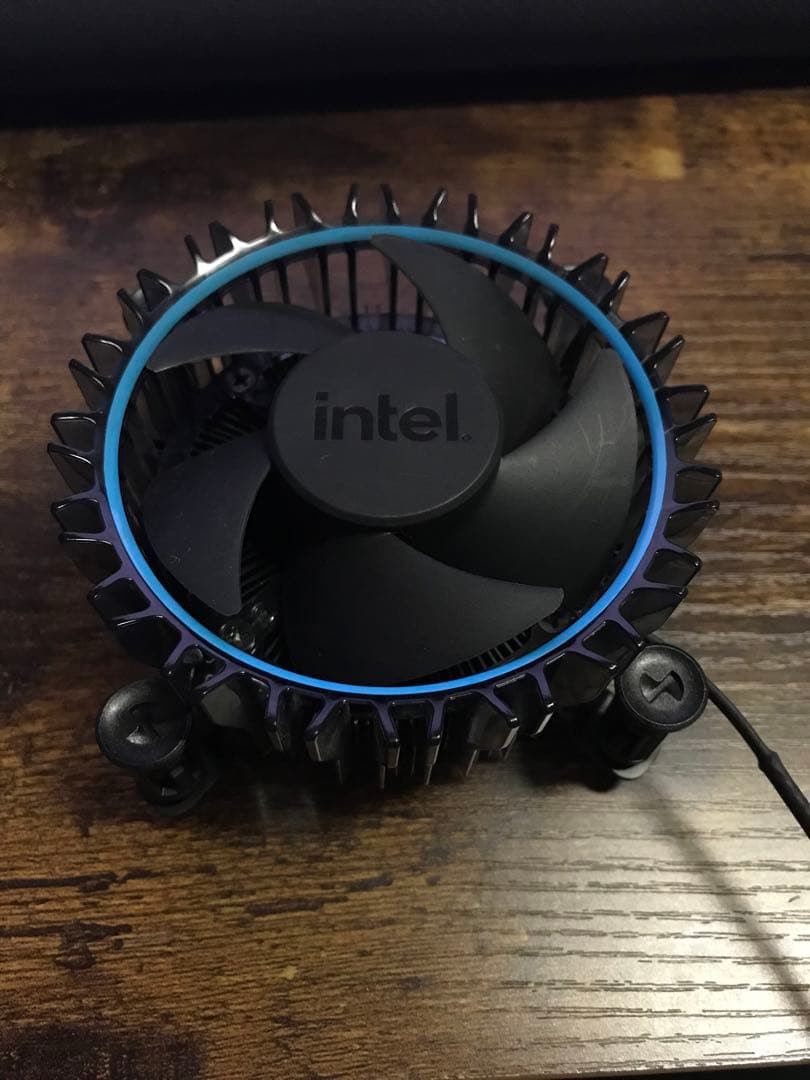 Intel i3-12100F CPUとクーラーセット