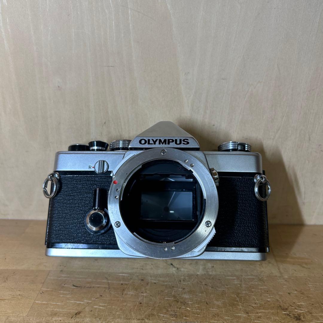 OLYMPUS OM-1 シルバーボディー　露出計以外完動美品