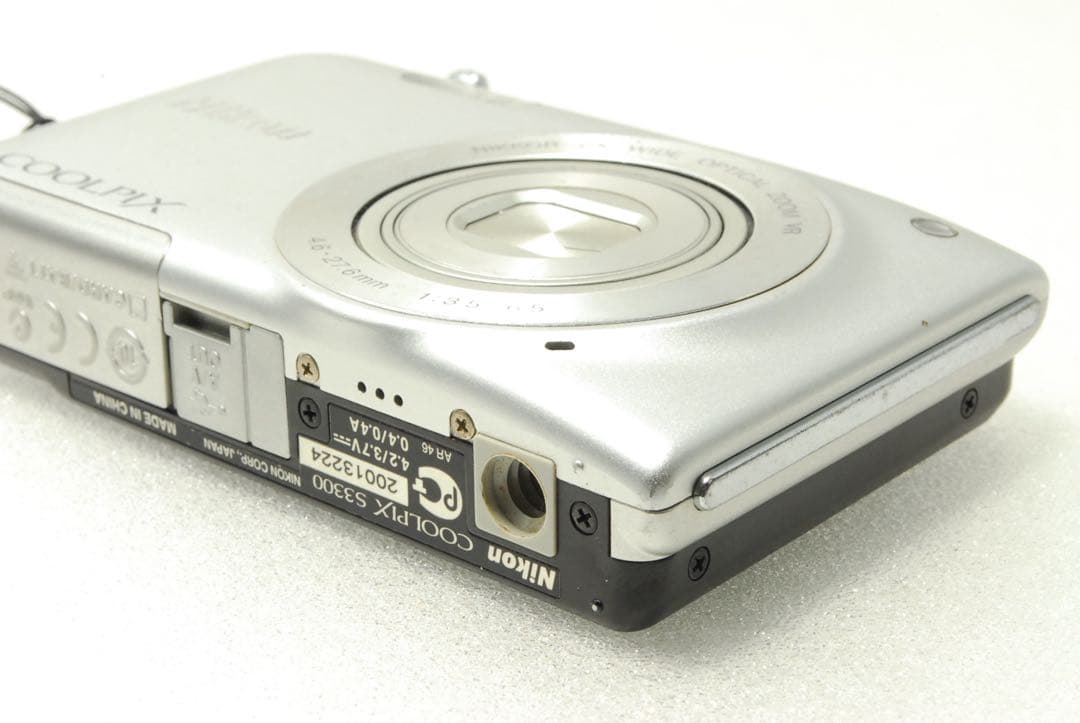 Nikon COOLPIX S3300❤️スマホ転送 動作確認済 シルバー ニコン