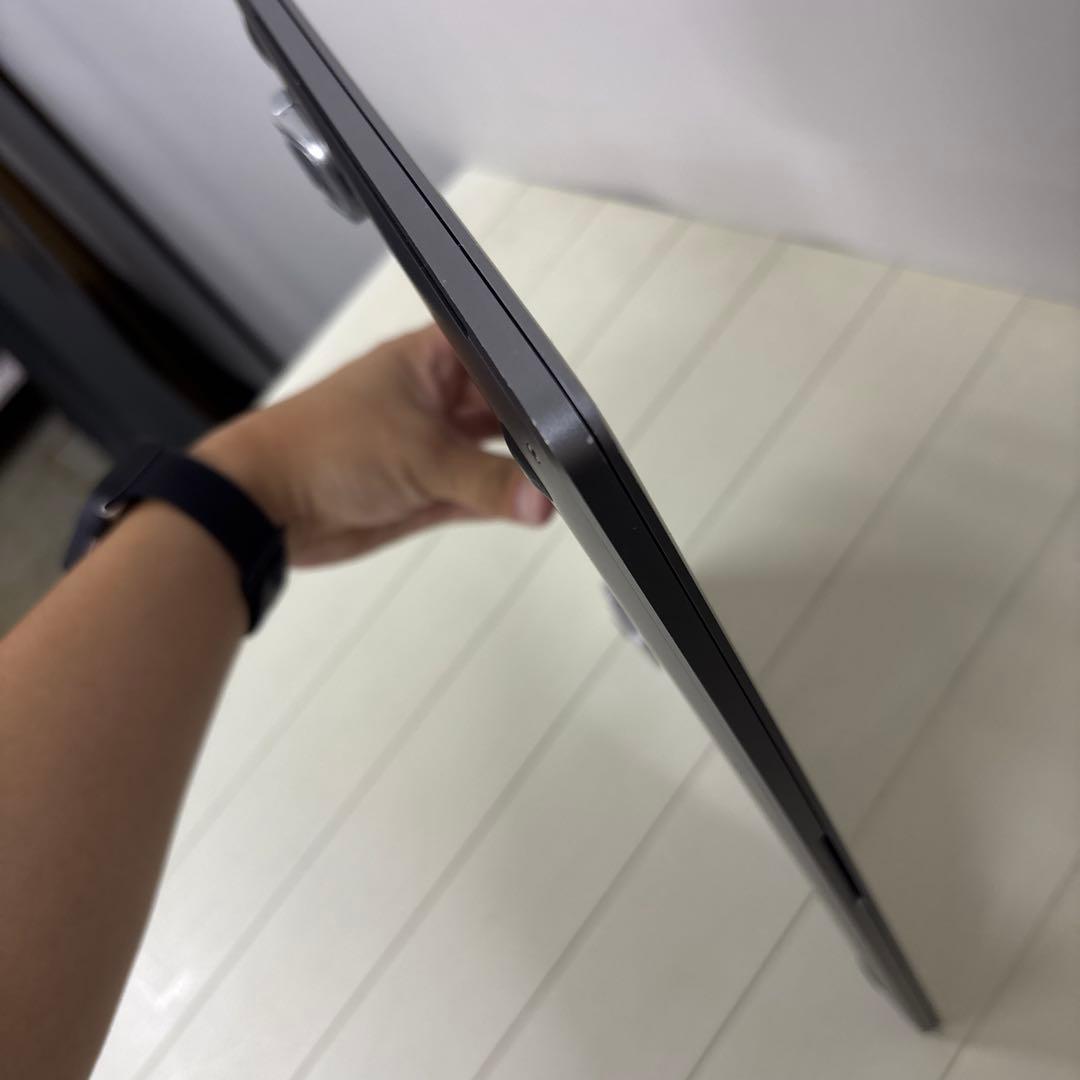 MacBook Pro 15インチ（2017） corei7 16GB 1TB