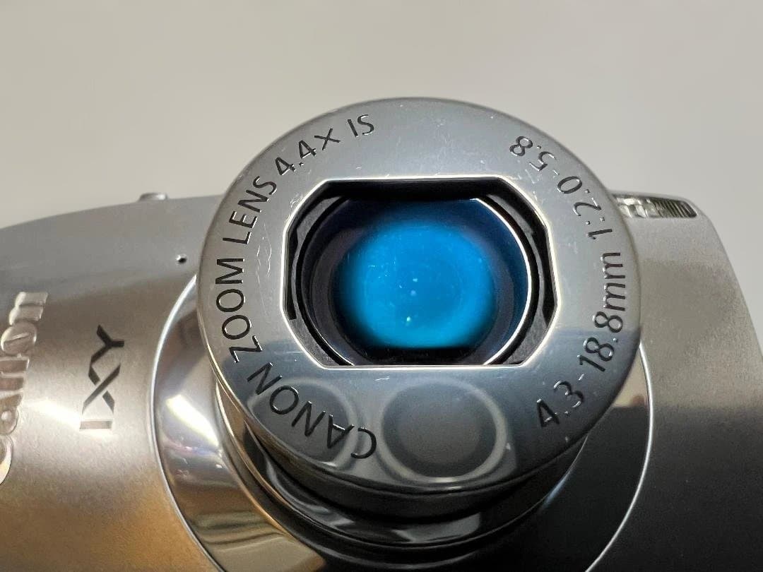 【美品】コンパクトデジタルカメラ Canon IXY 32S シルバー