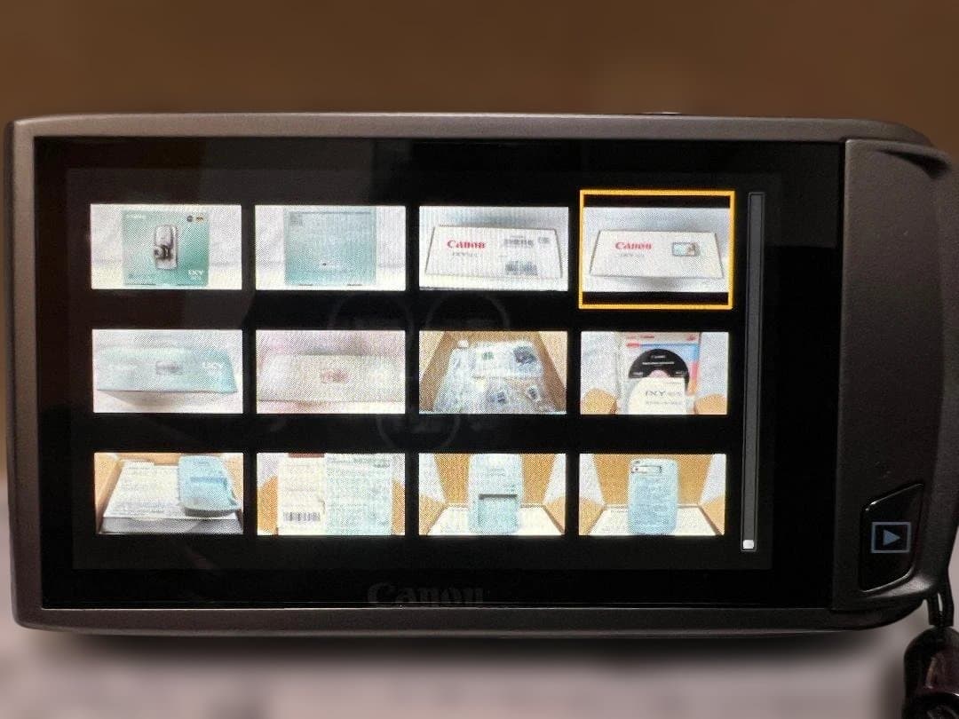 【美品】コンパクトデジタルカメラ Canon IXY 32S シルバー