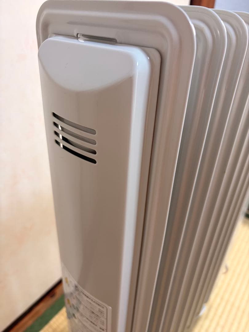 オイルヒーター　デロンギ　H770812efs-or 【送料無料】