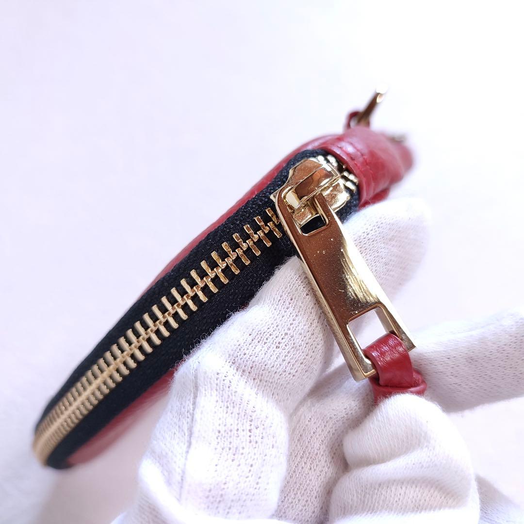 BANDOLIER　バンドリヤー　iPhone15pro ハート