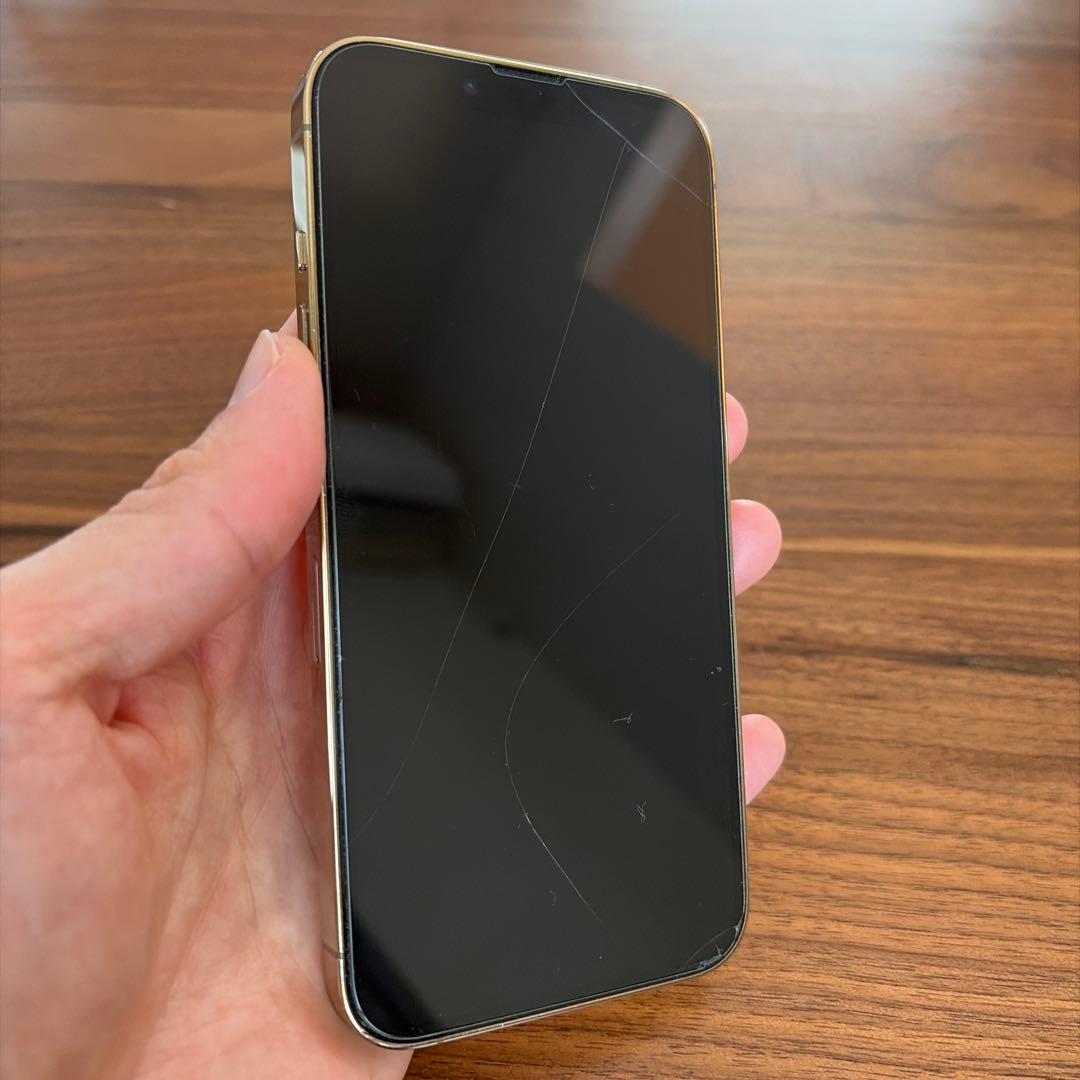 【美品】Apple iPhone 13 Pro ゴールド【中古】