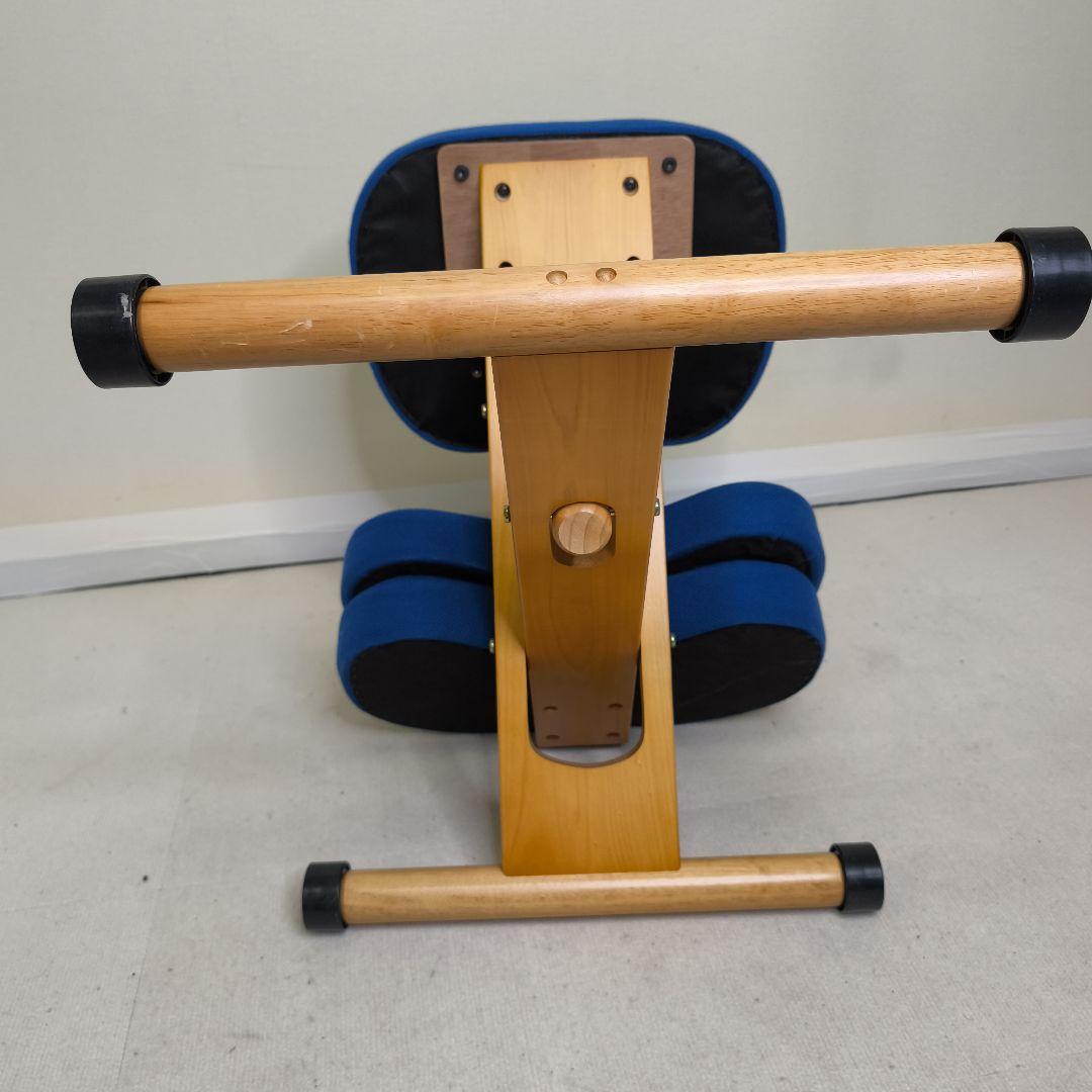 宮武製作所　プロポーションチェア　バランスチェア　青い骨盤矯正チェア