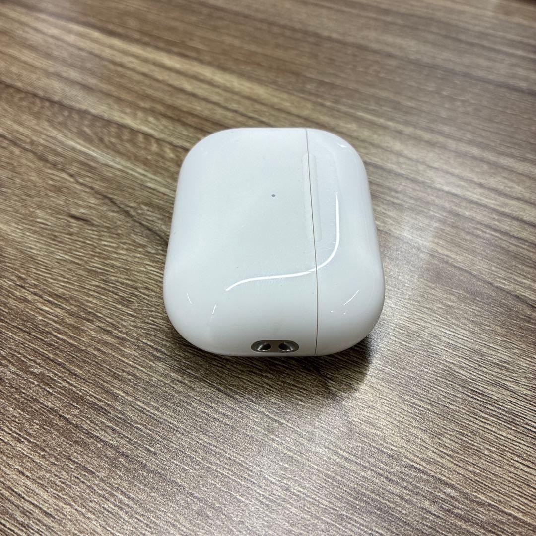 AirPods 充電ケース ホワイト　充電ケースのみ