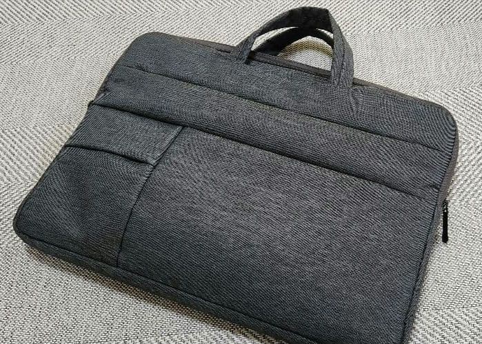 GM JAPAN ノートPC ケース.充電器付き