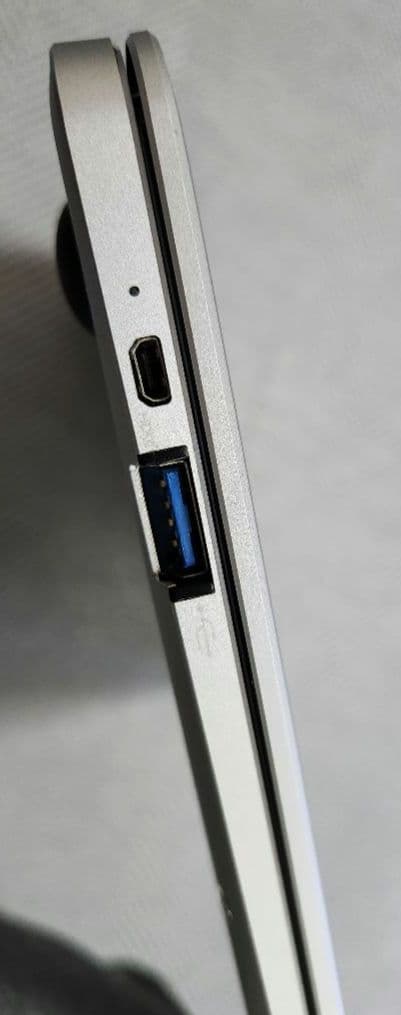 GM JAPAN ノートPC ケース.充電器付き