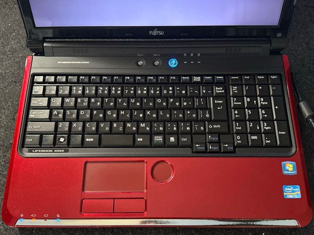 Fujitsu FMV LIFEBOOK AH54 ノートPC 赤色　超キレイ
