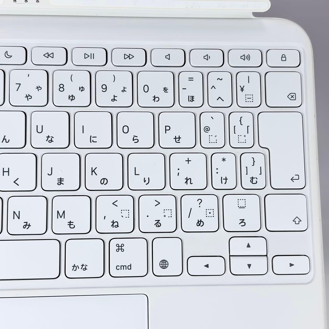 良品　iPad 第10世代 Magic Keyboard Folio A2695