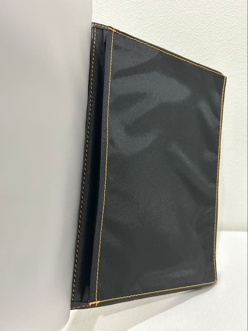 【美品】McLarenマクラーレン　純正品　車検証ケース