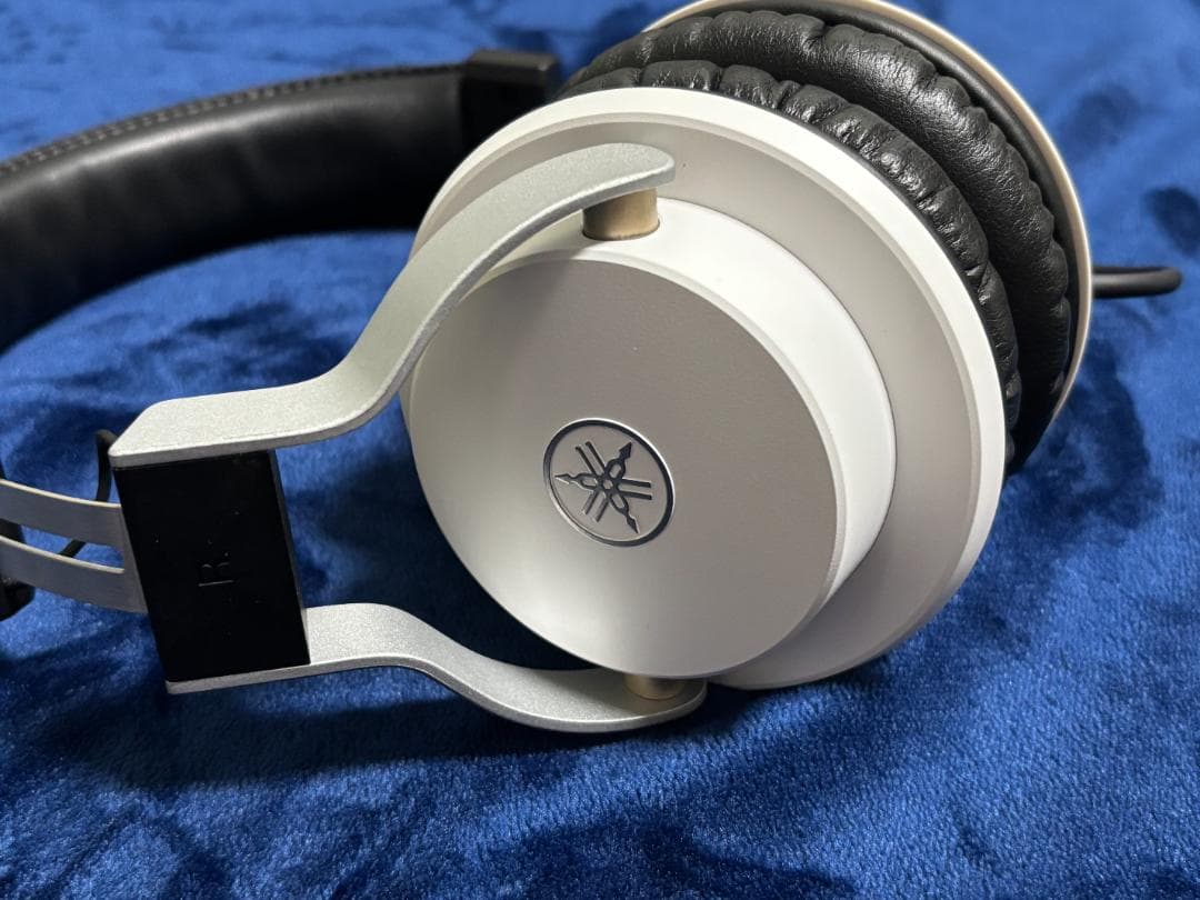 YAMAHA ヤマハ HPH-MT7W ヘッドフォン ホワイト