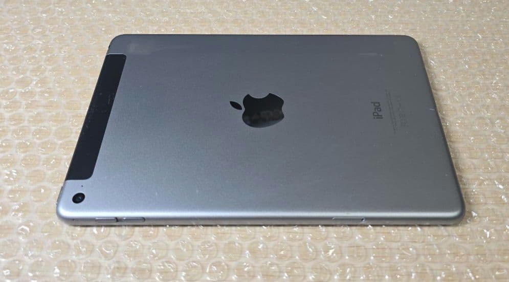 バ*ム様 iPad mini 4◼️セルラー版◼️128GB◼️バッテリー良品◼