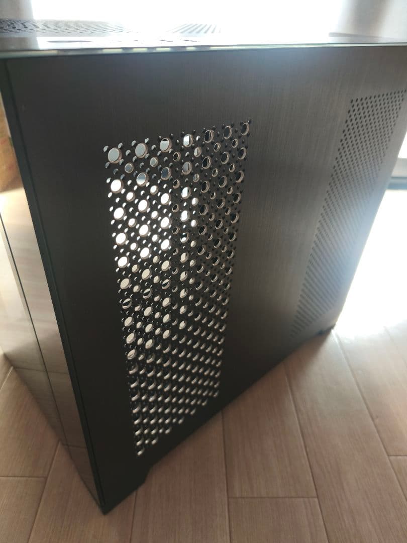 美品 LIAN LI O11 DYNAMIC MINI