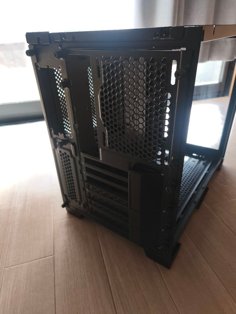 美品 LIAN LI O11 DYNAMIC MINI