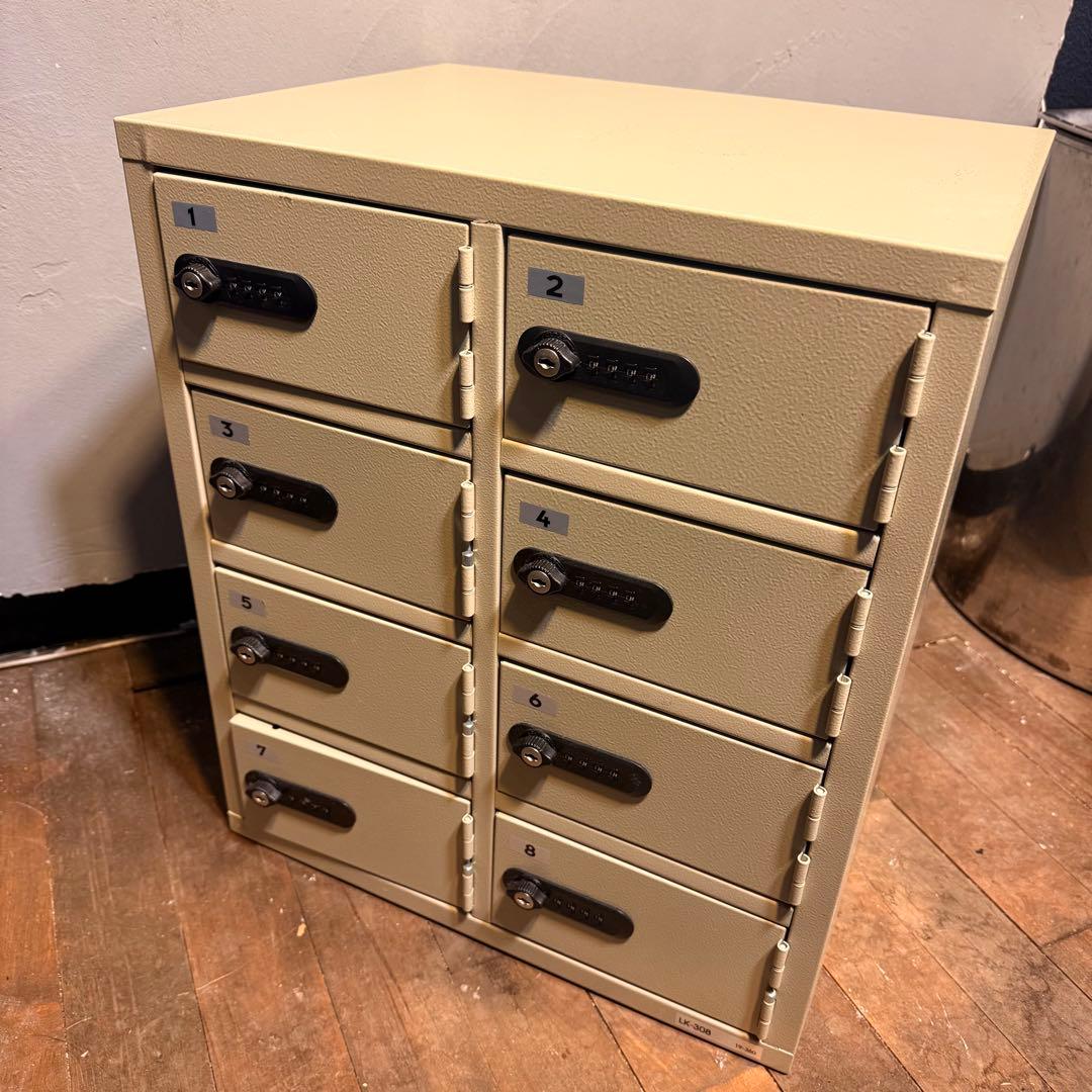 EIKO エーコー LK-308 貴重品保管庫 金庫 ロッカー 8人用 鍵あり