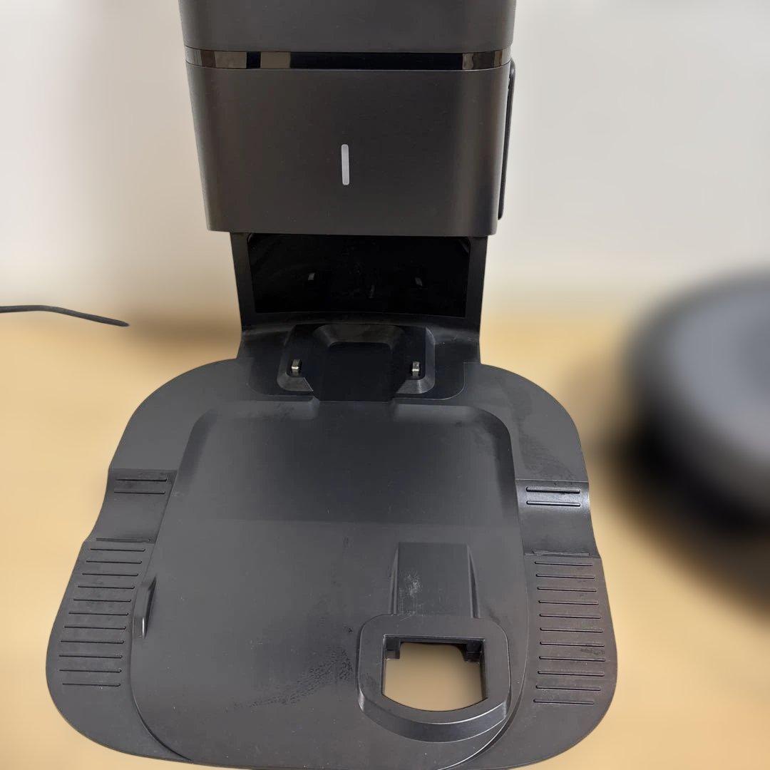 iRobot Roomba i3+ ルンバ　ホームベース付