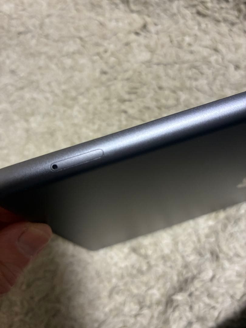 iPad第７世代Wi-Fi+Cellular + Smart Keyboard他