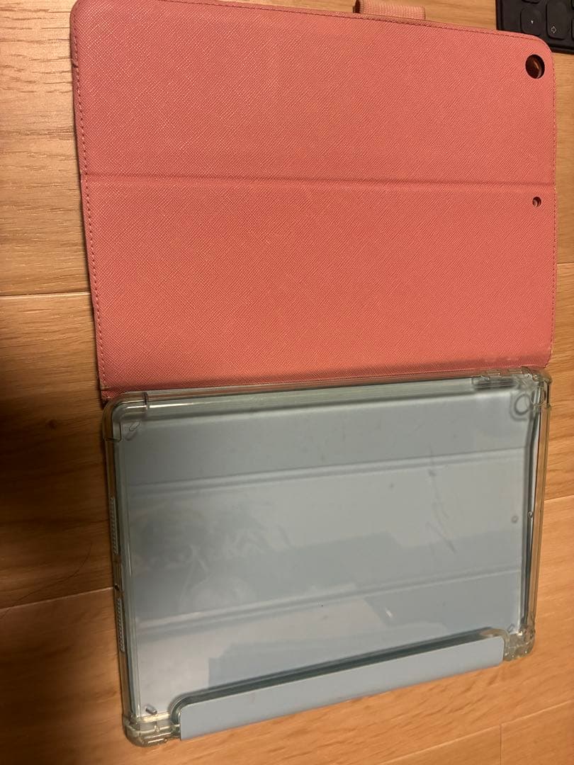 iPad第７世代Wi-Fi+Cellular + Smart Keyboard他