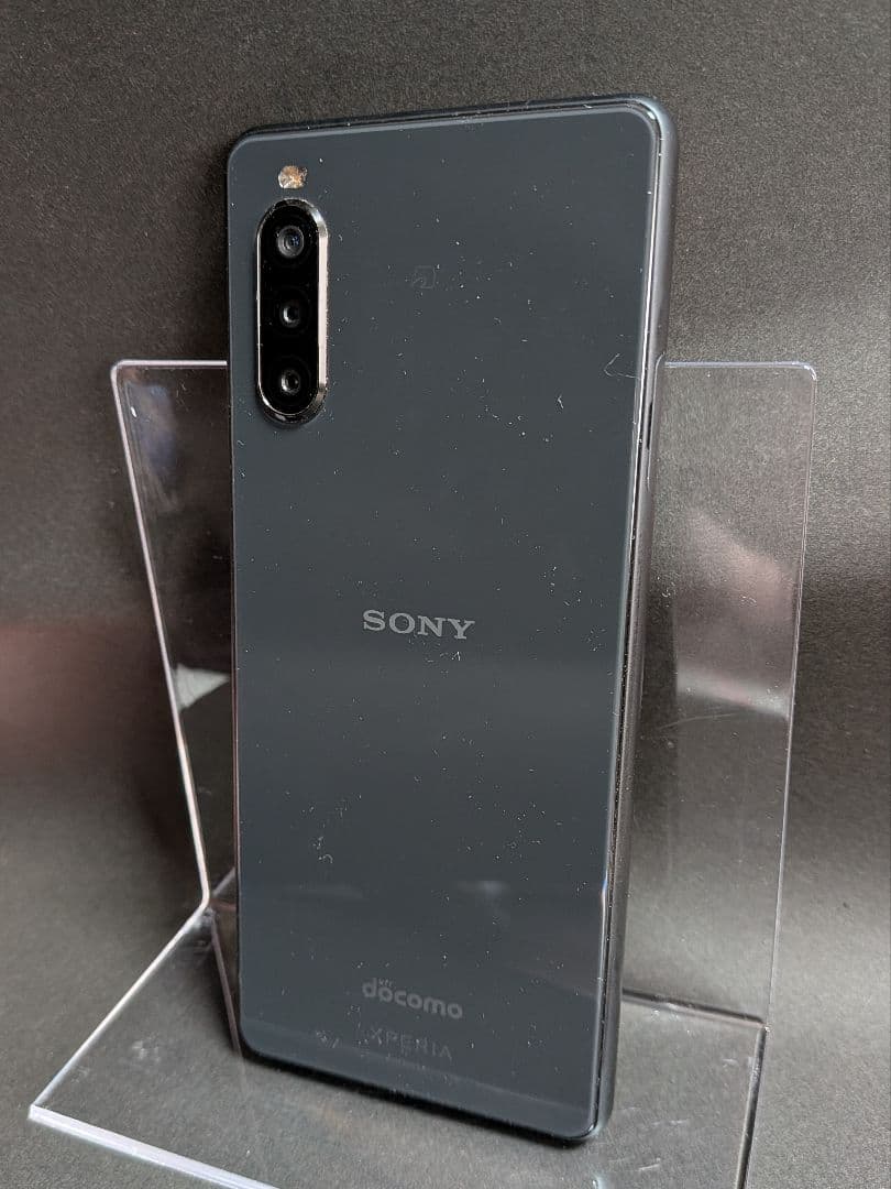 【中古】【美品】SONY Xperia 10 II ブラック 本体 SO-41A