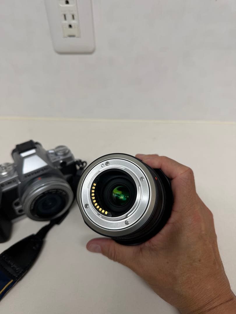Olympus OM-D E-M1（シルバー）