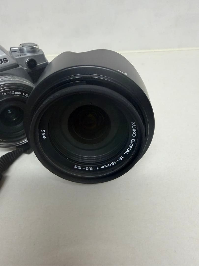 Olympus OM-D E-M1（シルバー）