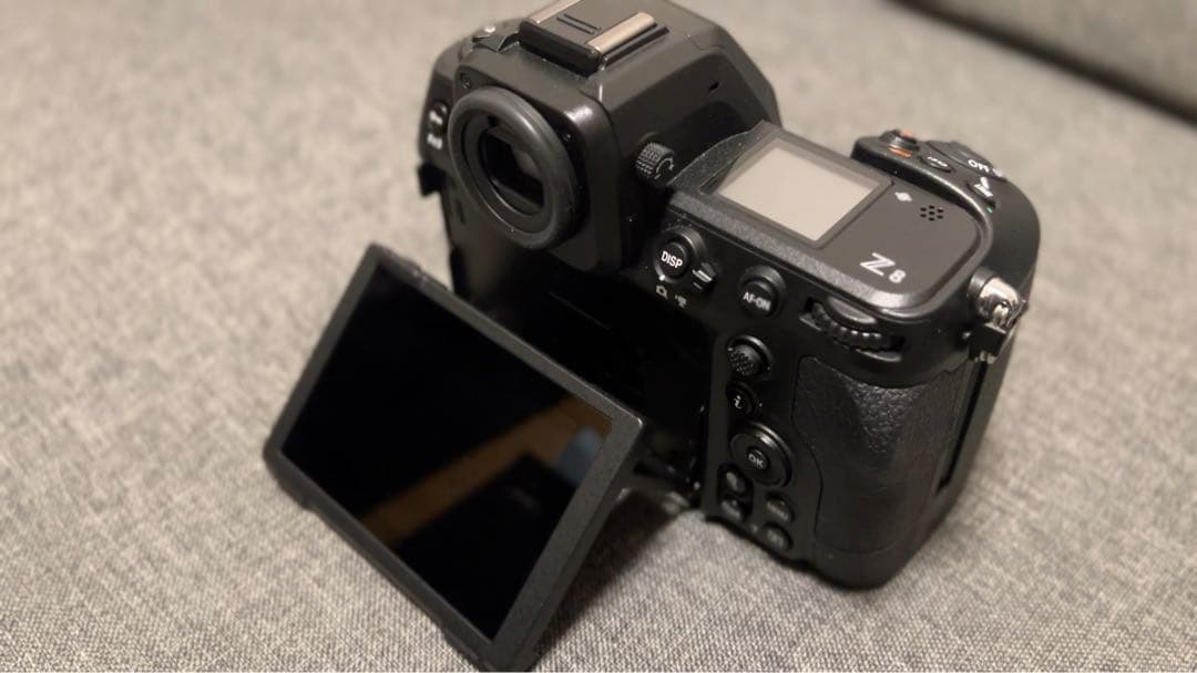 【美品】Nikon Z8 ミラーレス一眼フルサイズ