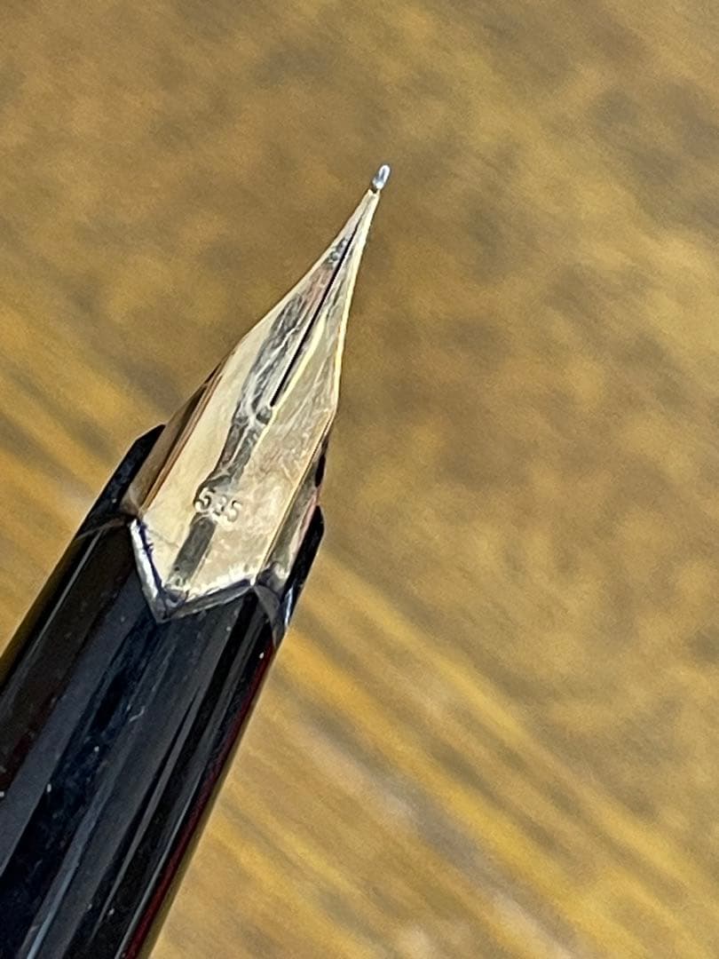 MONTBLANC 万年筆 NO.221 585 黒軸