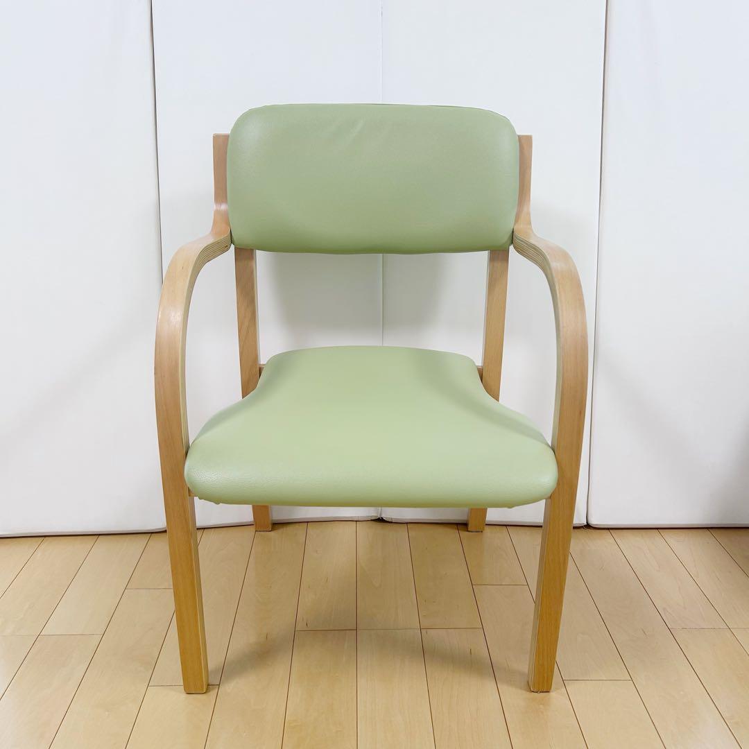 ニトリ　アネモネ　LBR/GR グリーン　木製チェア　ARM アーム付き