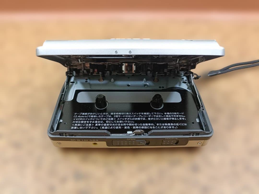 ジャンク品　SONY　カセットプレイヤー2台