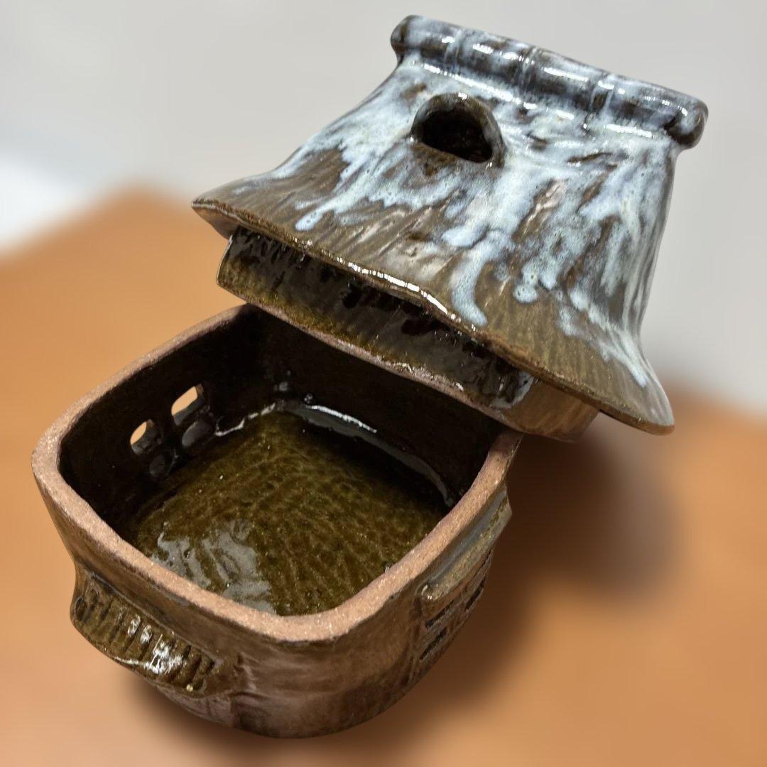 【超美品】陶器製香炉香合　小物入れ　置物　ジュエリー　茶道具　煙突有り