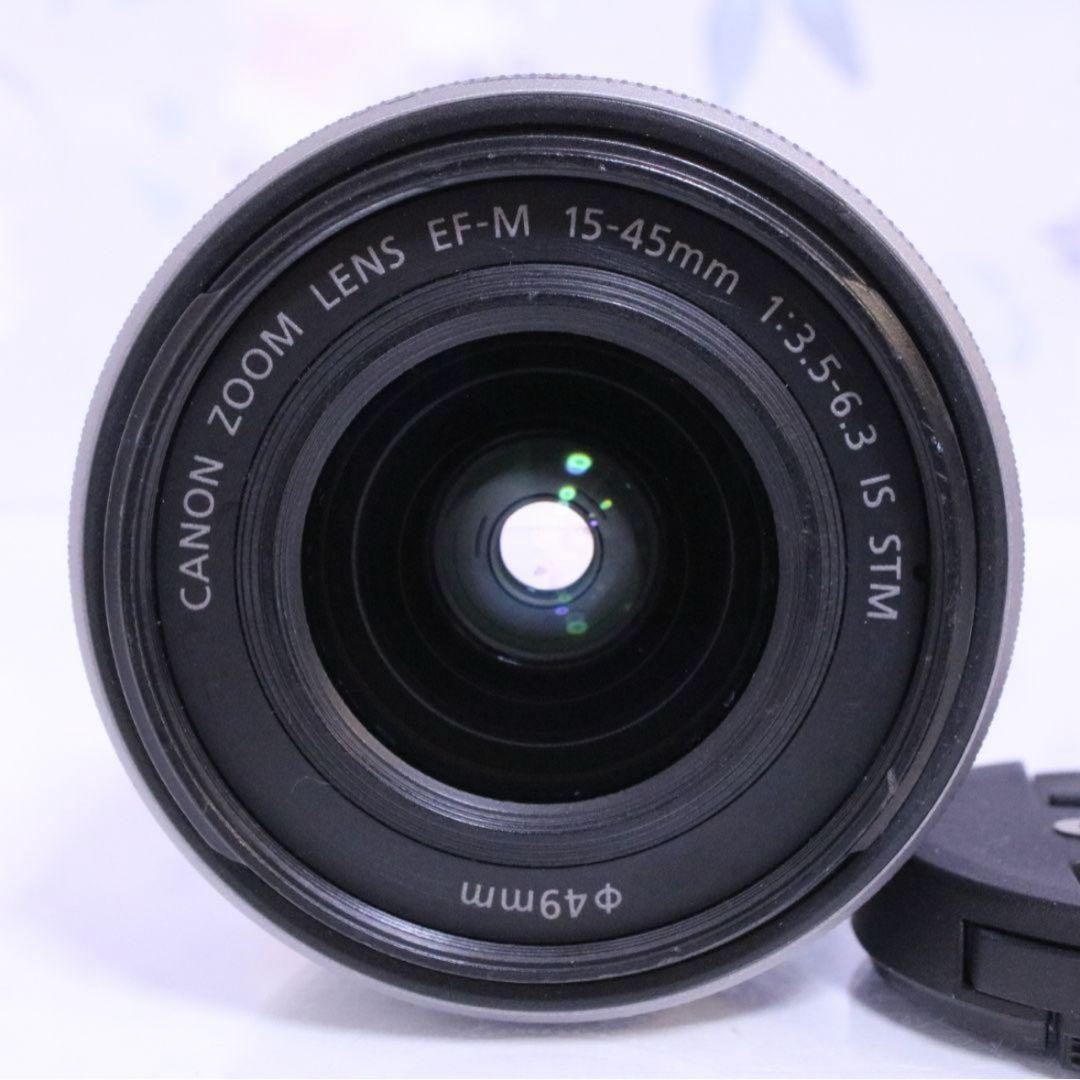 大人気のホワイトカラー！軽量コンパクトで女性にオススメ☆キヤノン EOS M2♡