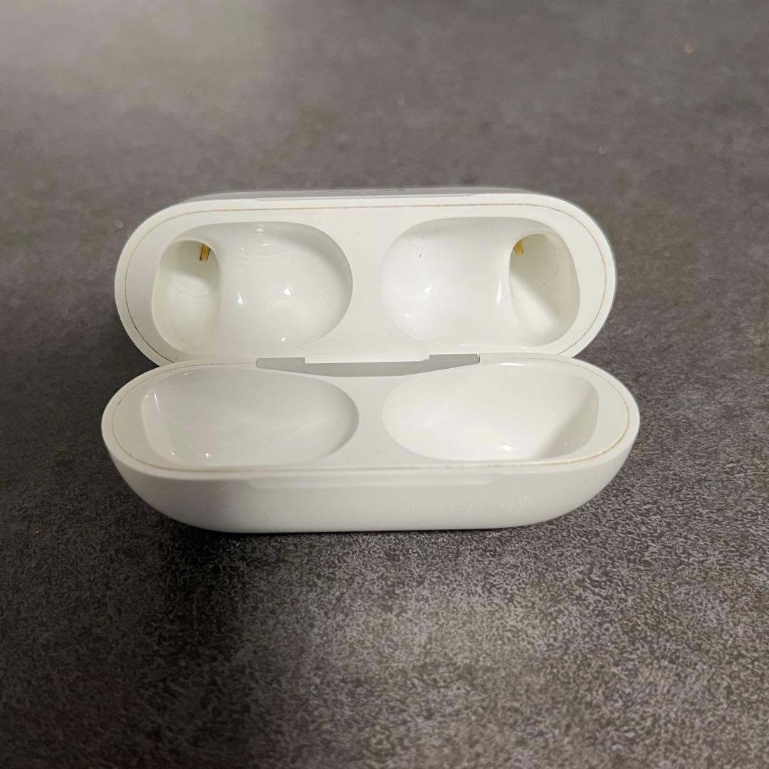 【左のみジャンク品】AirPods Pro 本体 充電ケース付き