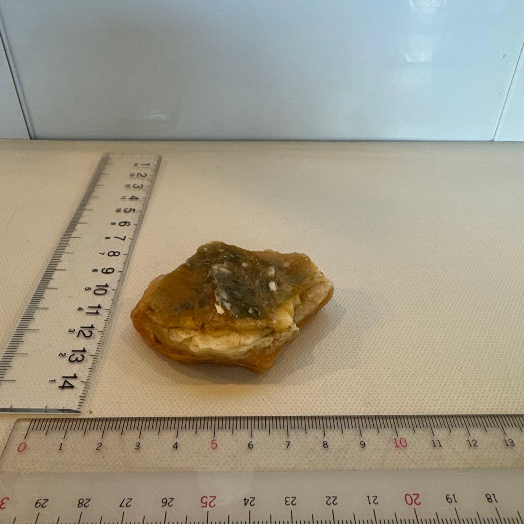 北海道石　然別オパール　蛍光オパール67ｇ