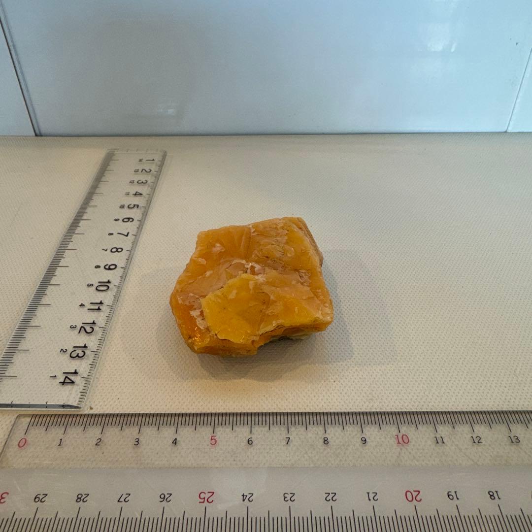 北海道石　然別オパール　蛍光オパール67ｇ