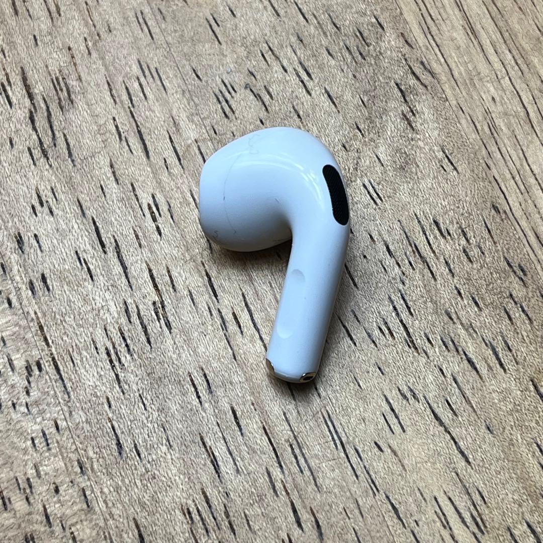 美品 AirPods 第4世代 左耳A3053 左 エアーポッズ