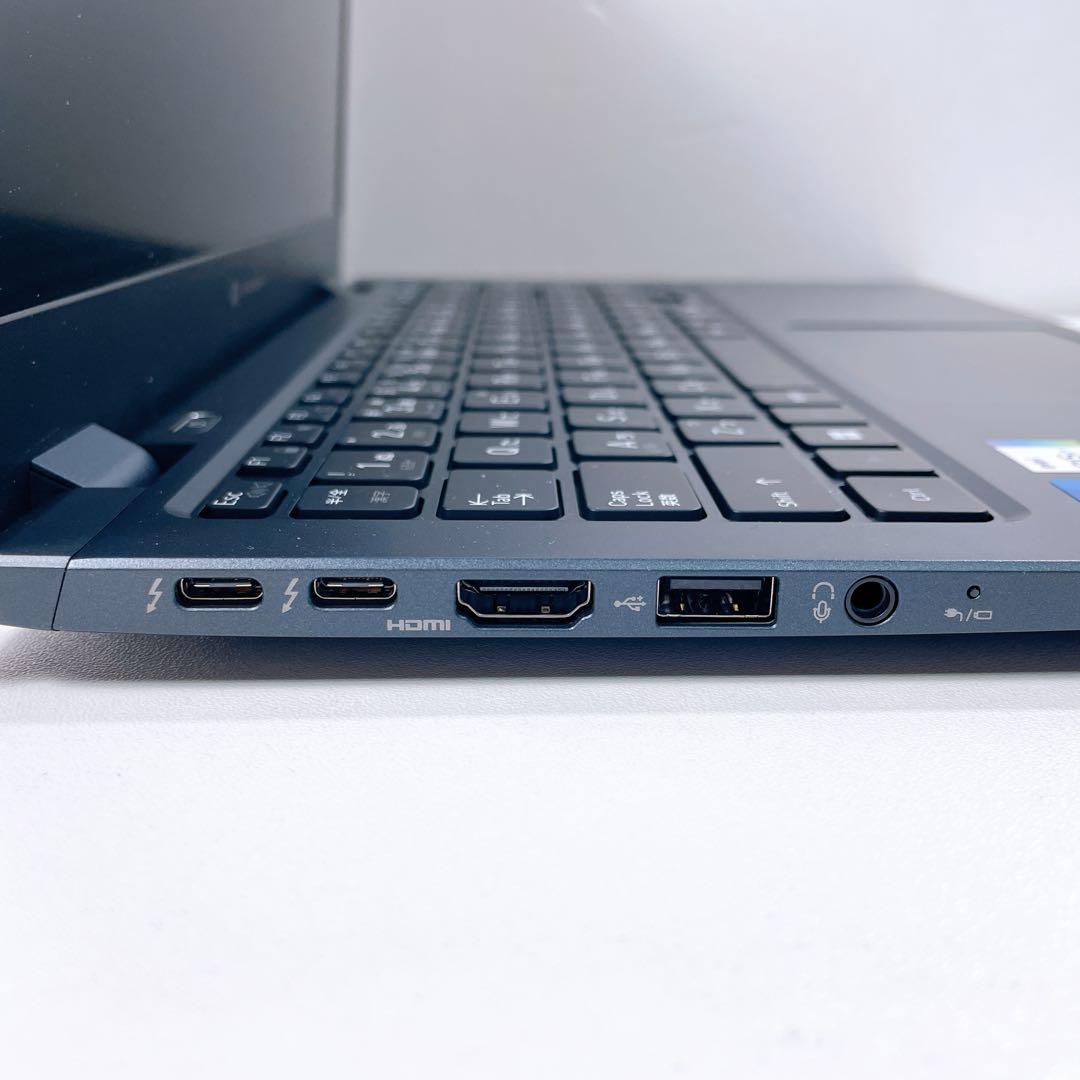 M19 dynabook ノートPC 本体 電源アダプター付 ほぼ未使用品 美品