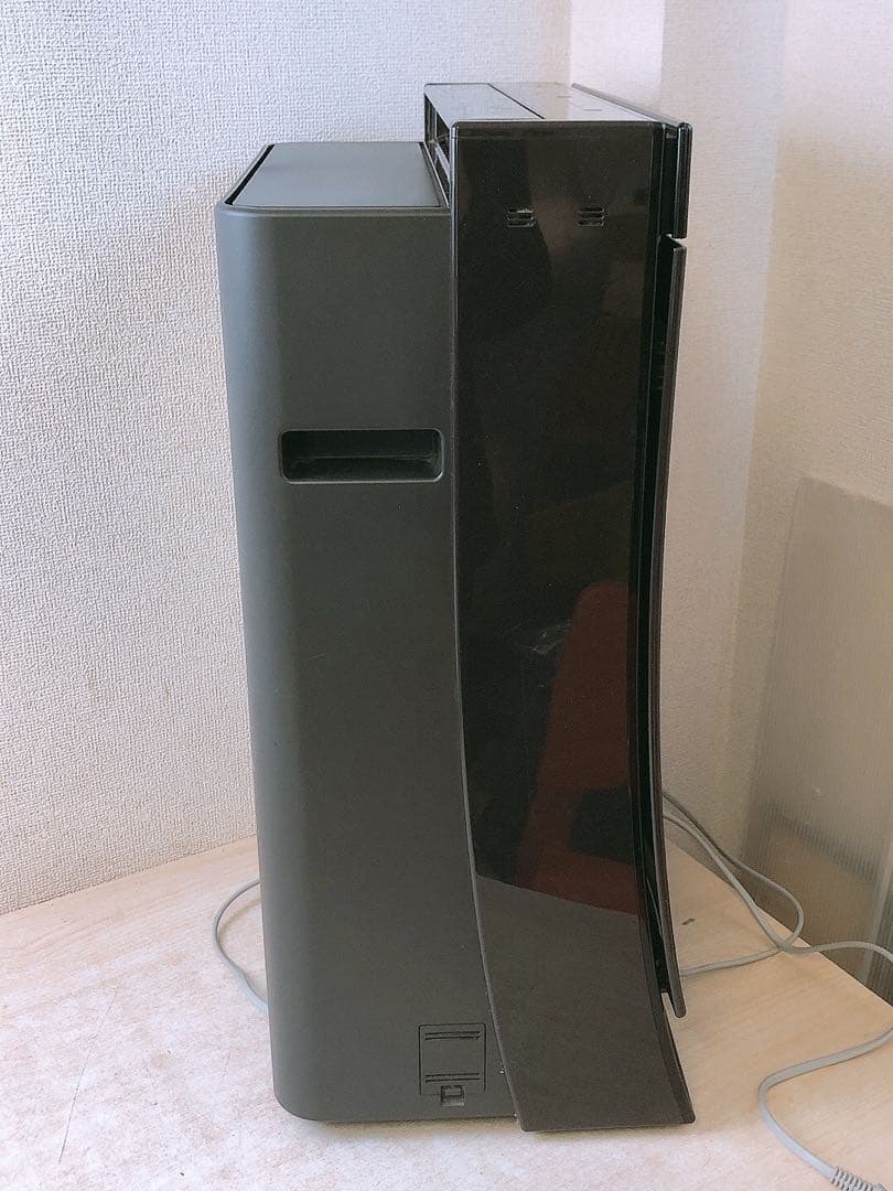 ①Panasonic 2018年製 加湿空気清浄機 F-VC70XR